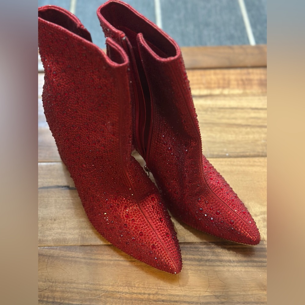 Elegant Red Women's Ankle Boots